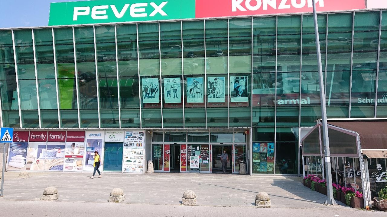 VERNON TRGOVINA  BLEIBURŠKIH ŽRTAVA 1945 BROJ 1 PRVI KAT U SAMOBORU MERKATOR PEVEX CENTAR